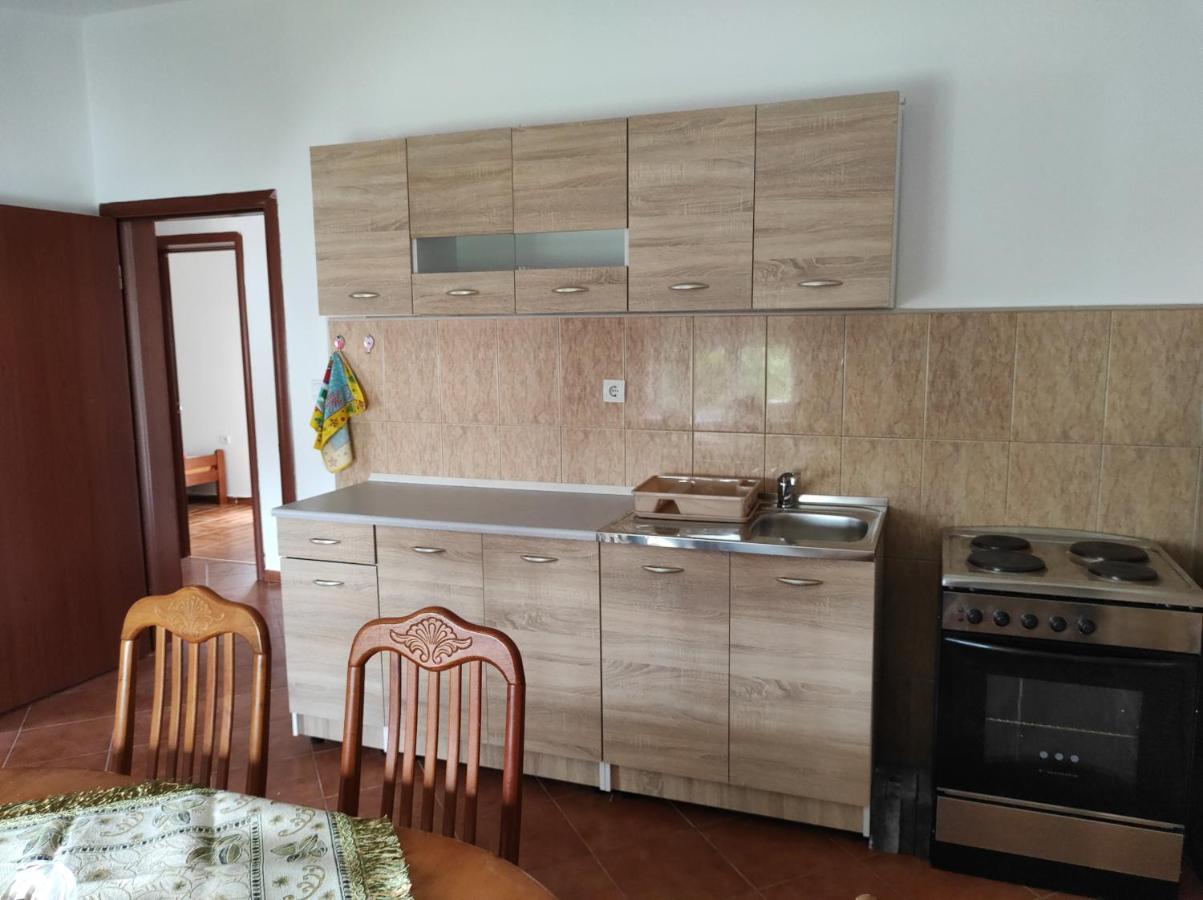 Boki Family Home De Lux Bar Exterior photo